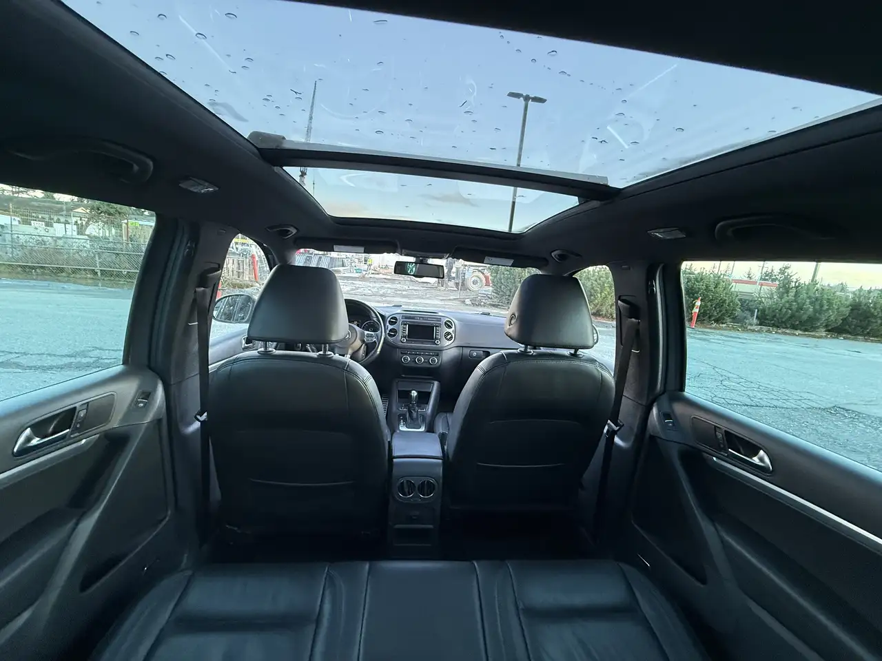 Volkswagen Tiguan снимка Volkswagen Tiguan