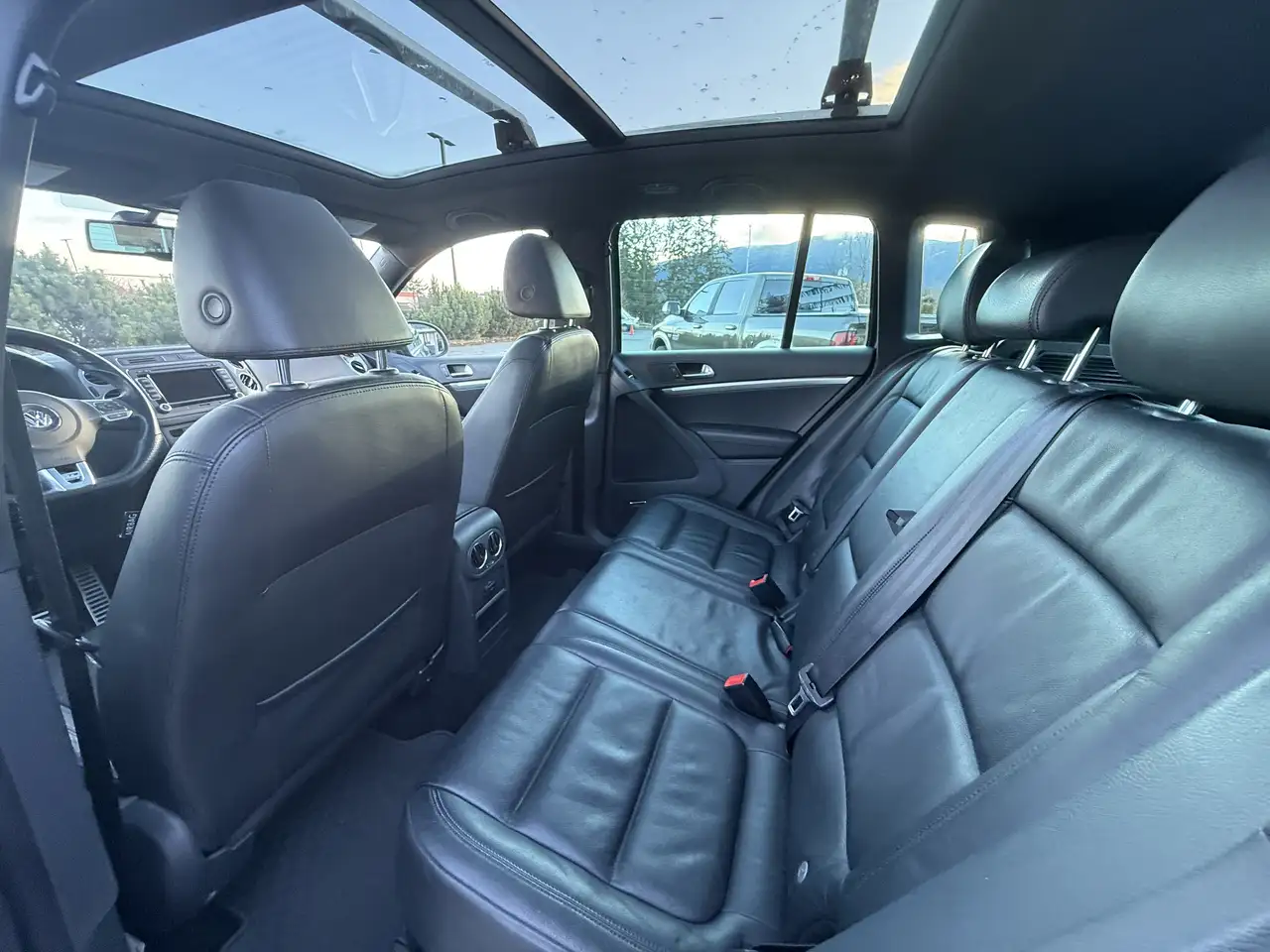 Volkswagen Tiguan снимка Volkswagen Tiguan