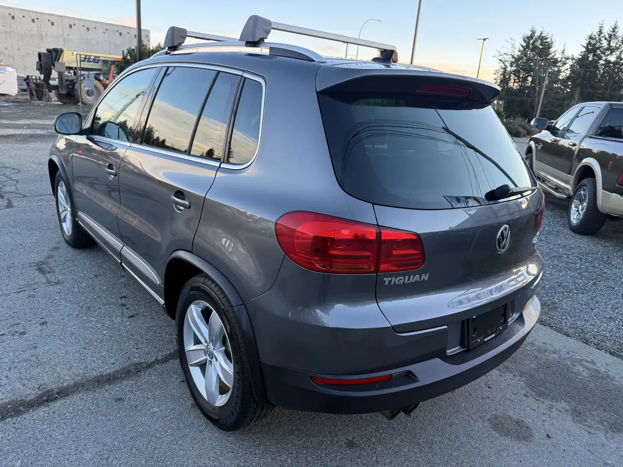 Volkswagen Tiguan снимка Volkswagen Tiguan