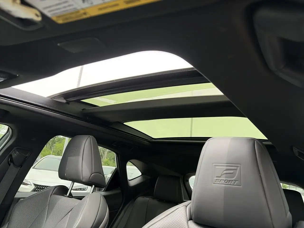 Lexus NX снимка Lexus NX