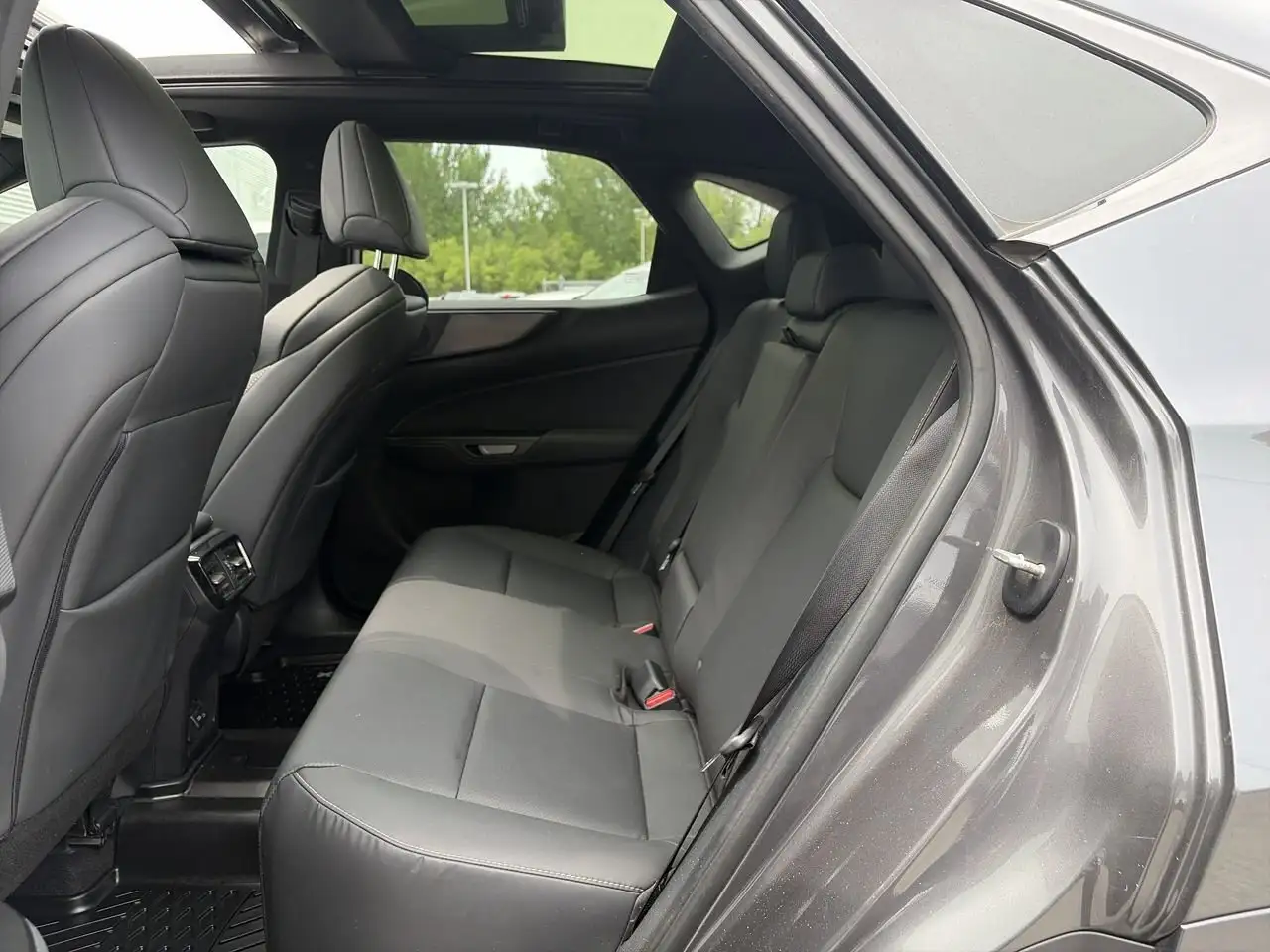 Lexus NX снимка Lexus NX