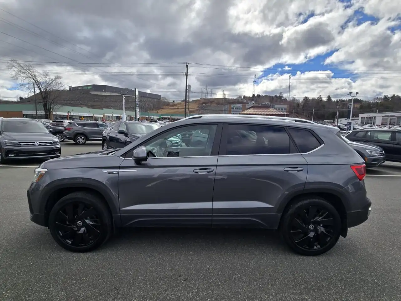 Volkswagen Taos снимка Volkswagen Taos