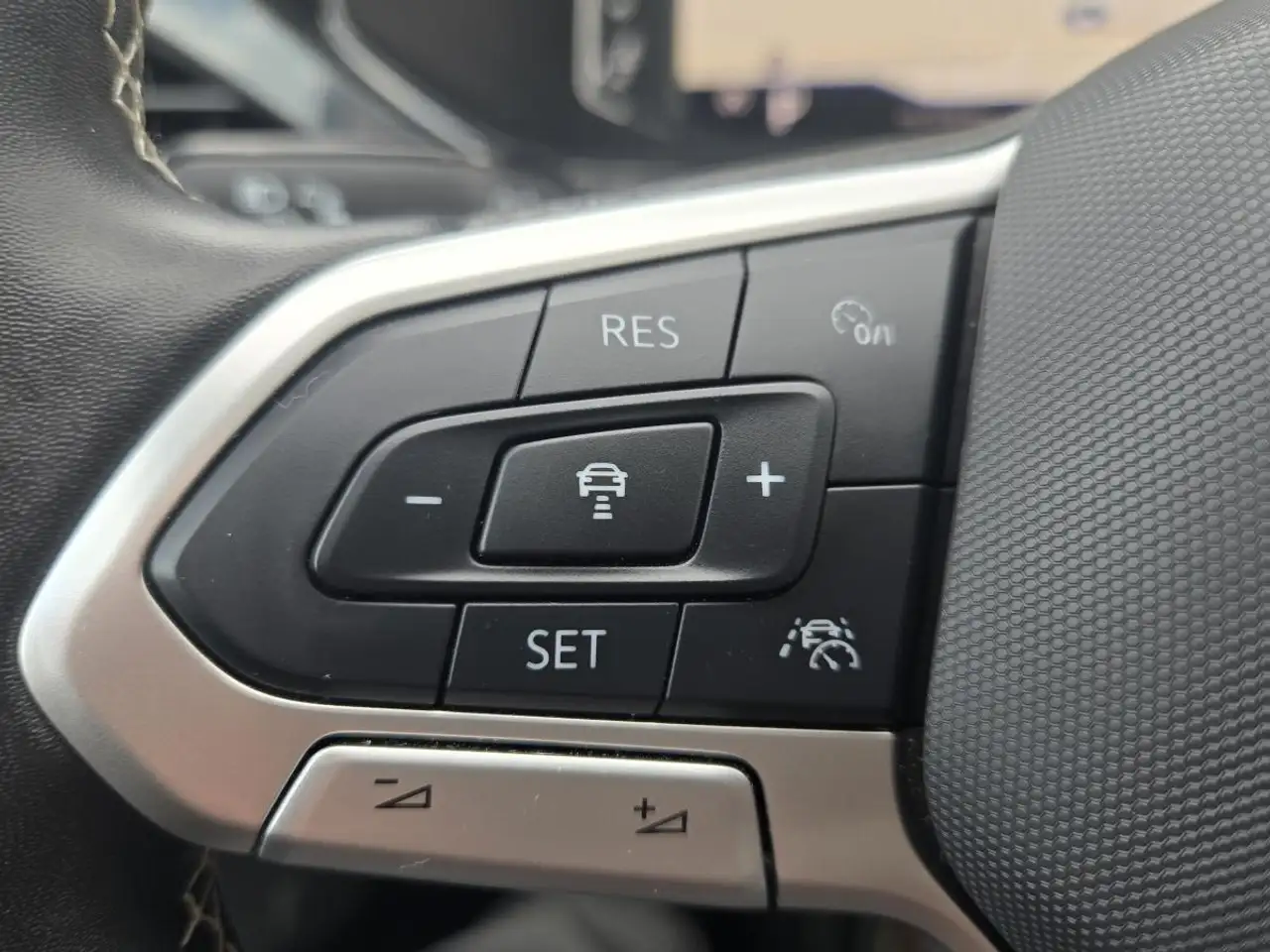 Volkswagen Taos снимка Volkswagen Taos