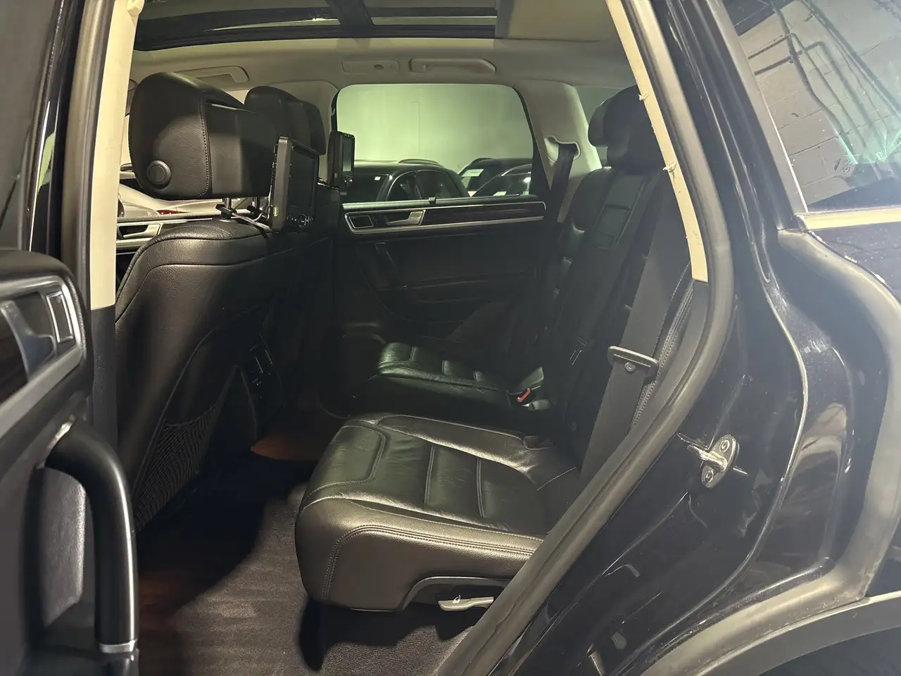Volkswagen Touareg снимка Volkswagen Touareg