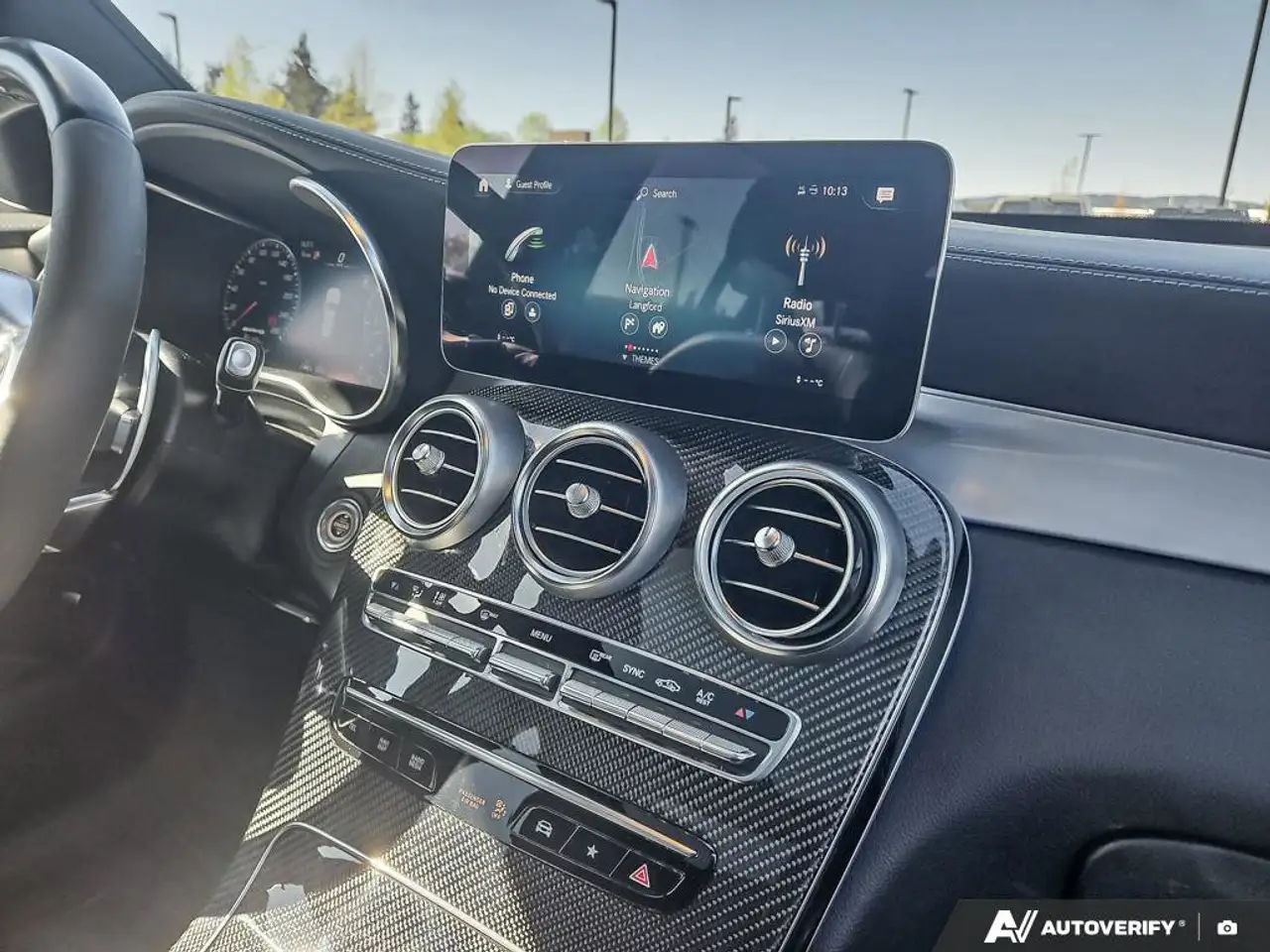Mercedes-Benz GLC снимка Mercedes-Benz GLC