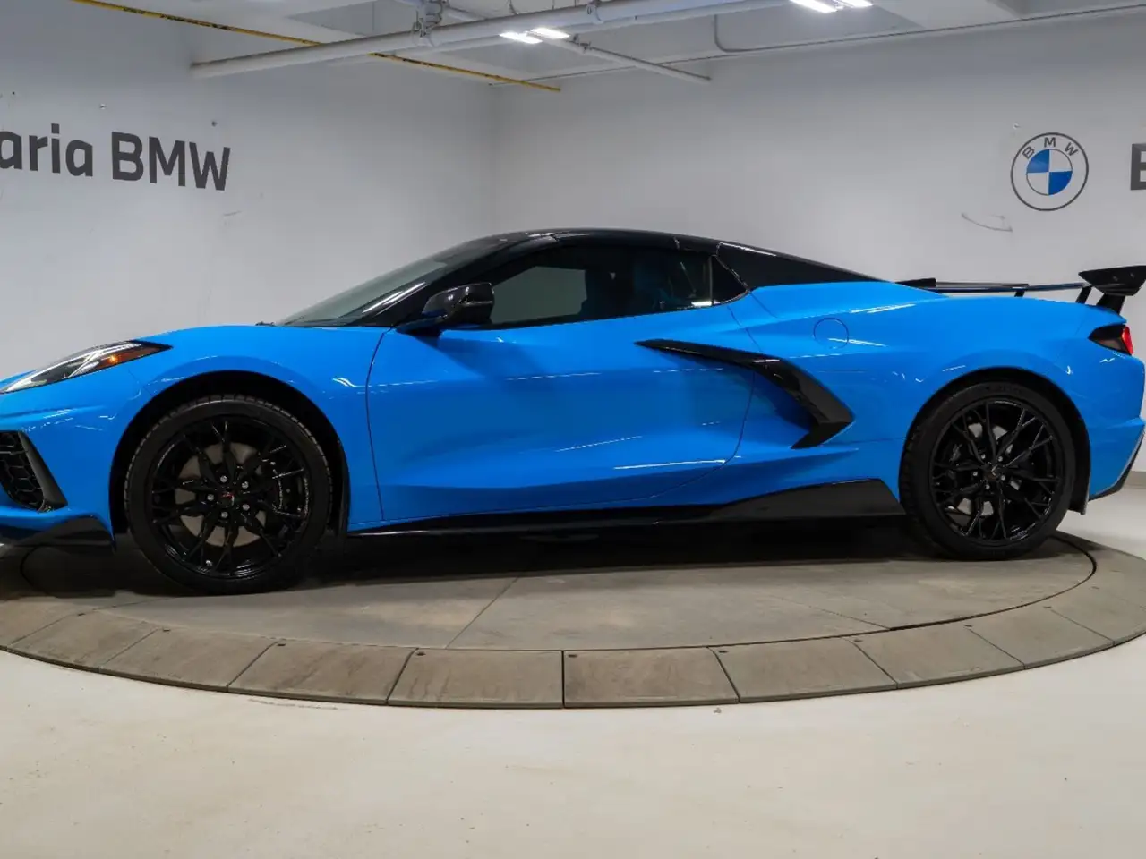 Chevrolet Corvette снимка Chevrolet Corvette