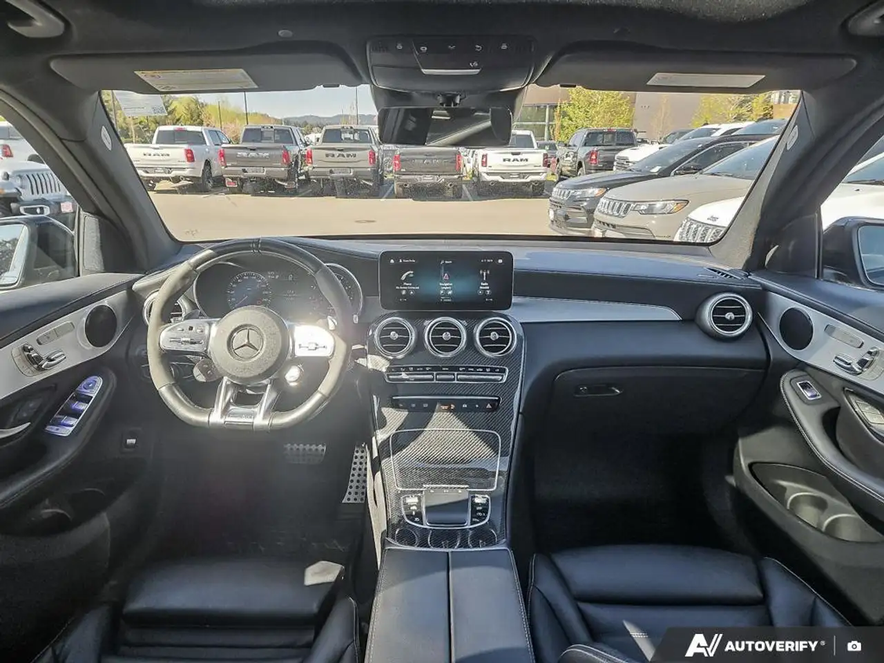 Mercedes-Benz GLC снимка Mercedes-Benz GLC