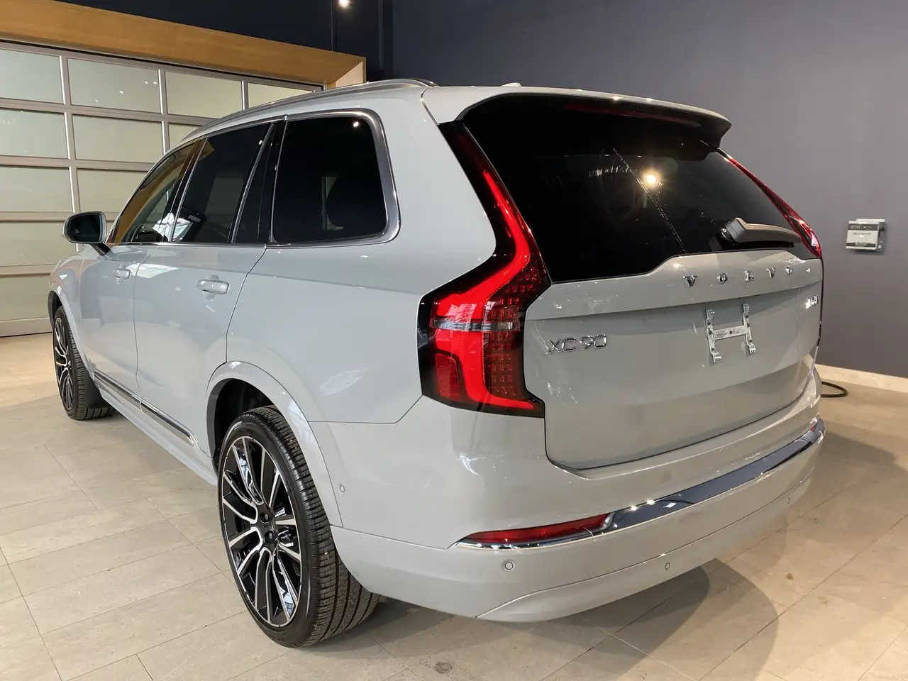 Volvo XC90 снимка Volvo XC90