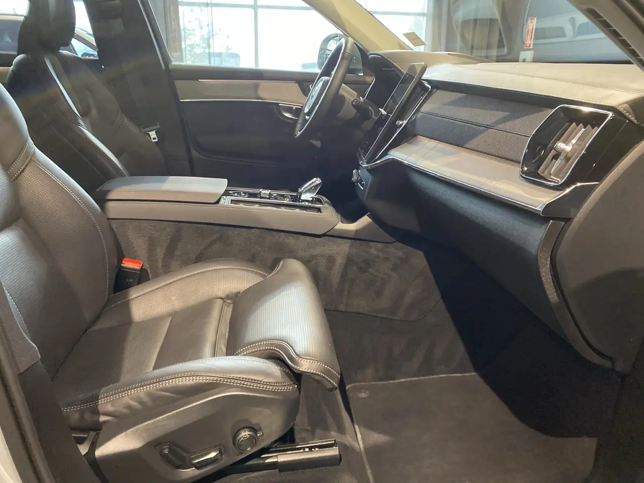 Volvo XC90 снимка Volvo XC90