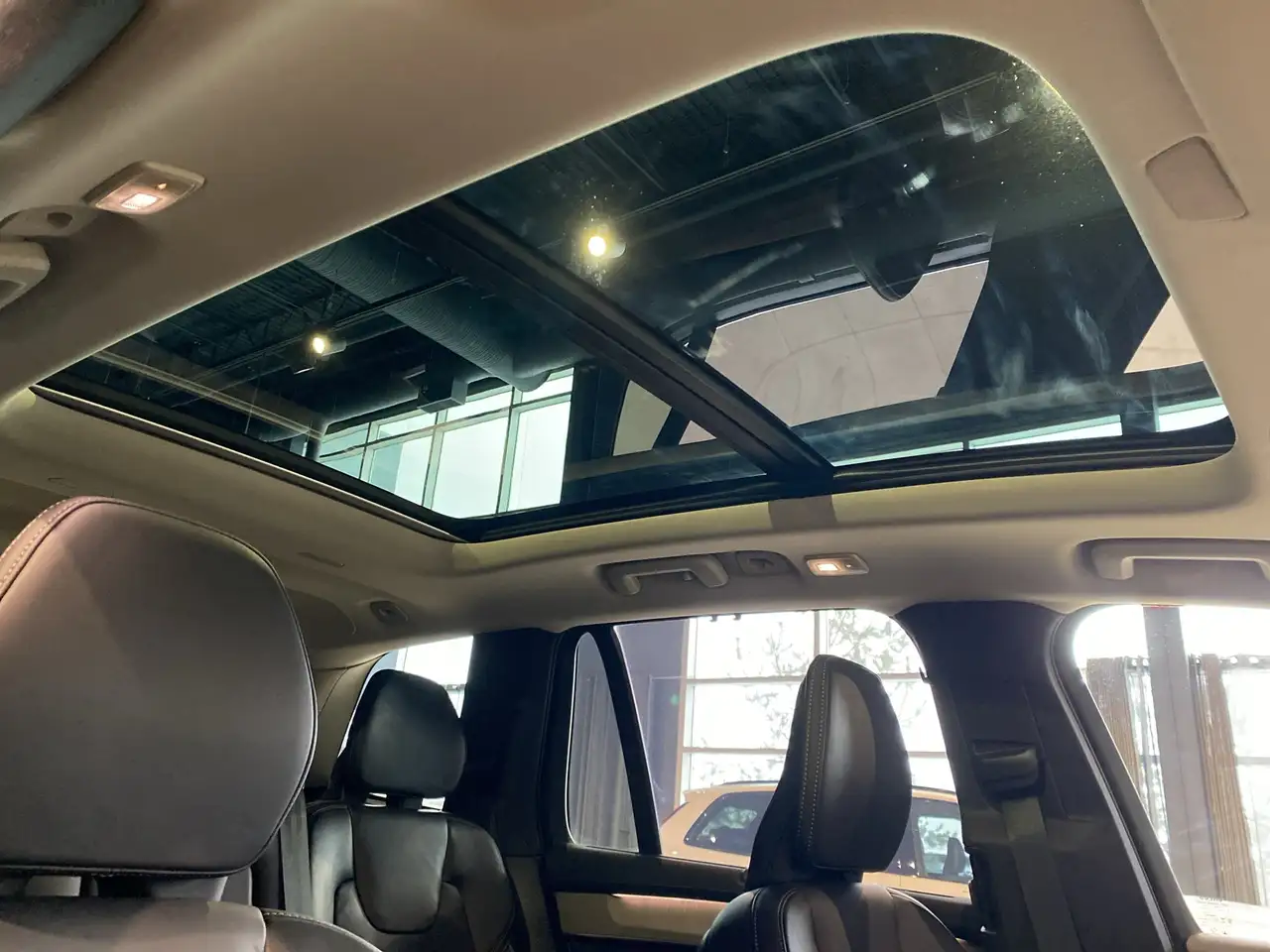 Volvo XC90 снимка Volvo XC90