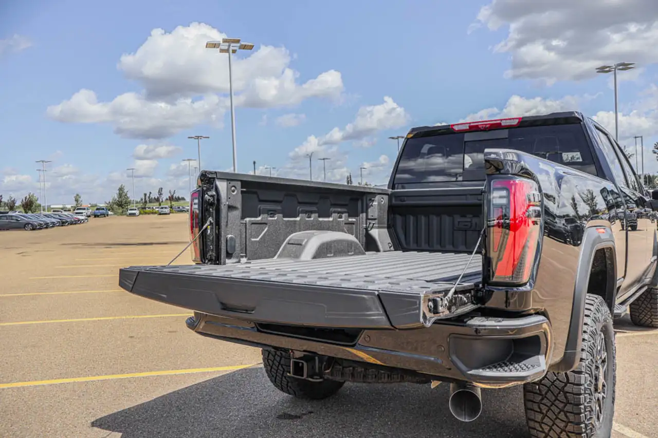 GMC Sierra 2500HD снимка GMC Sierra 2500HD
