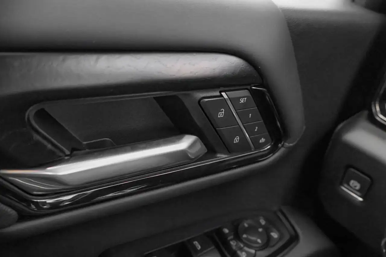 GMC Sierra 2500HD снимка GMC Sierra 2500HD