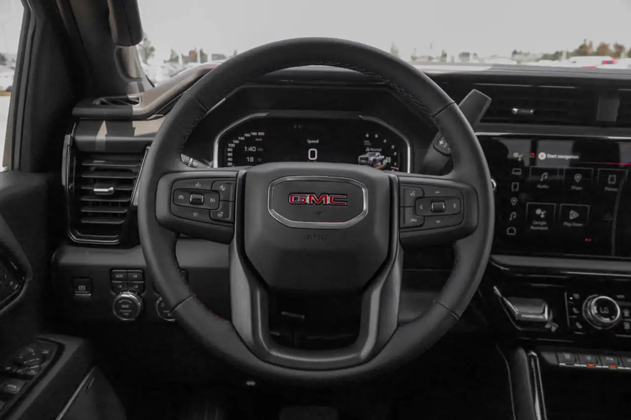 GMC Sierra 2500HD снимка GMC Sierra 2500HD
