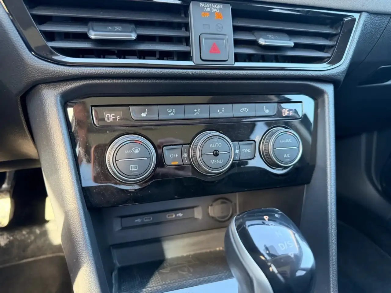 Volkswagen Taos снимка Volkswagen Taos
