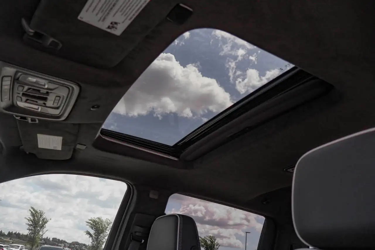 GMC Sierra 2500HD снимка GMC Sierra 2500HD
