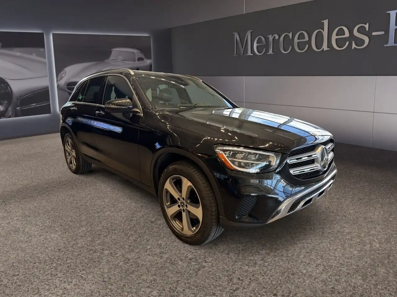 Mercedes-Benz GLC снимка Mercedes-Benz GLC