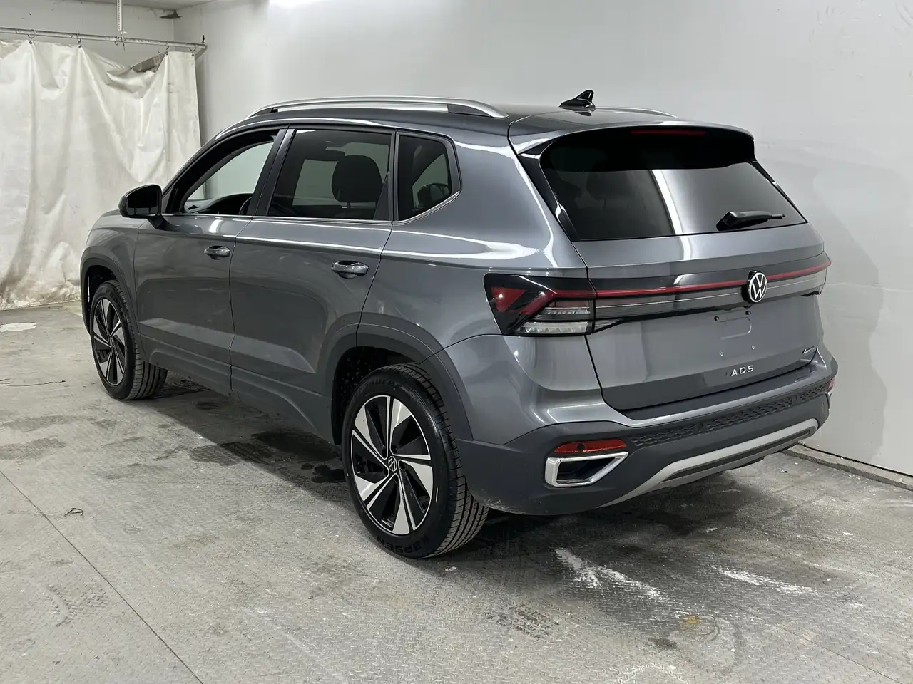 Volkswagen Taos снимка Volkswagen Taos