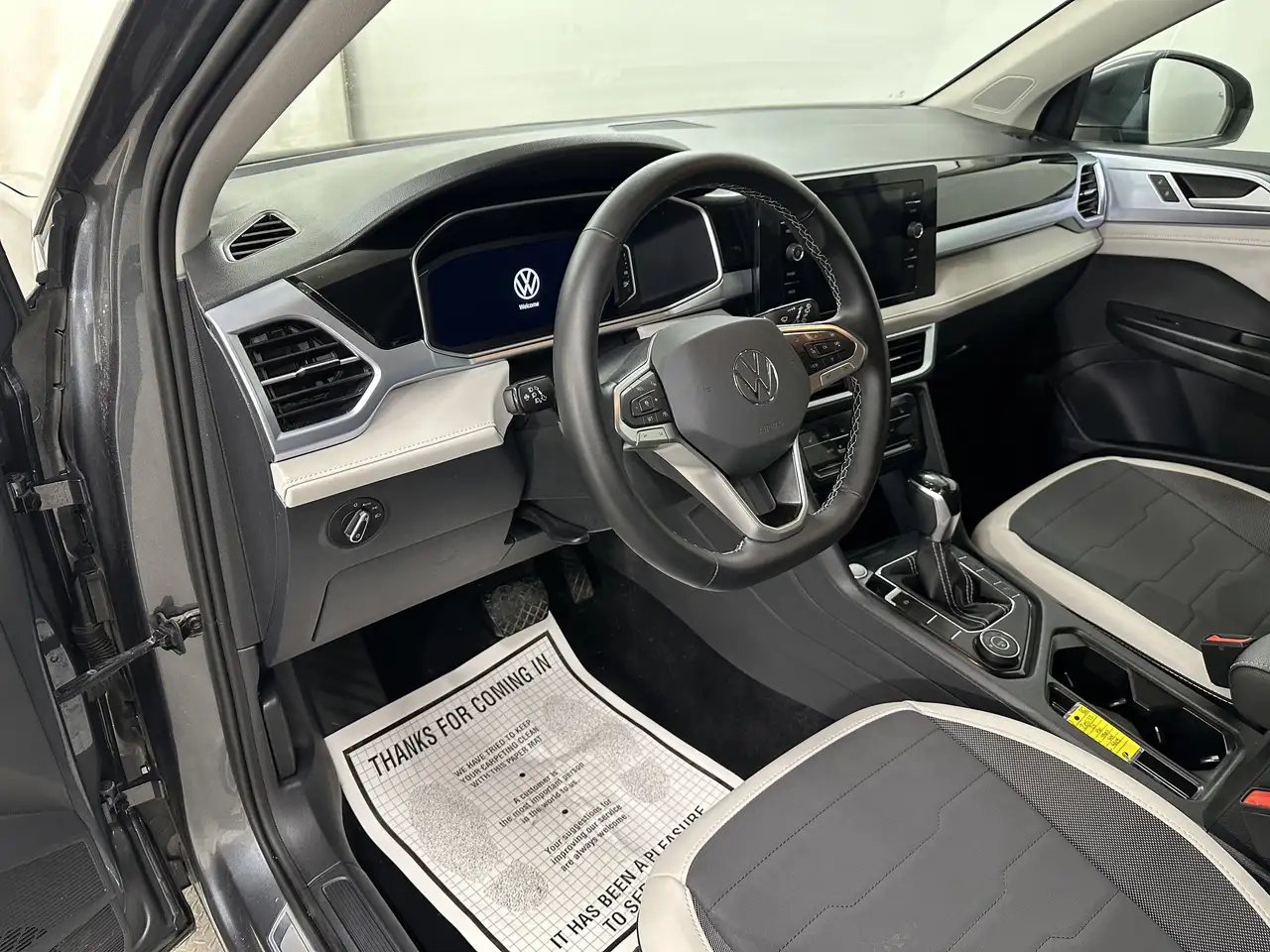 Volkswagen Taos снимка Volkswagen Taos