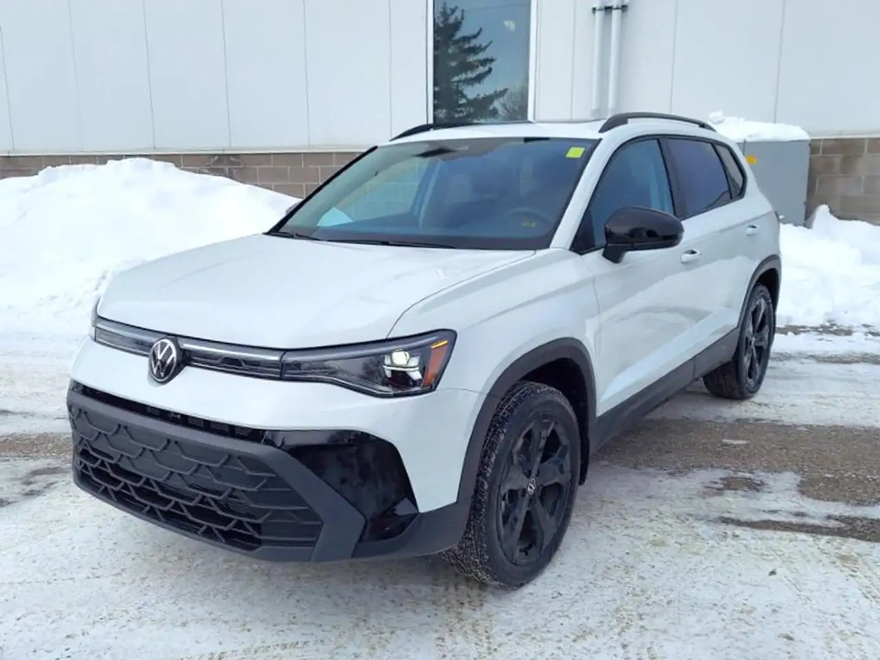Volkswagen Taos снимка Volkswagen Taos