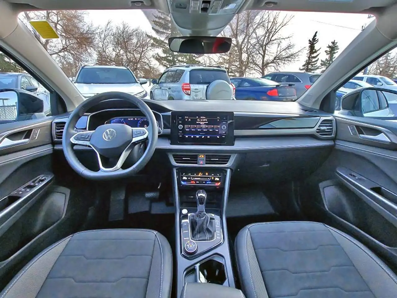 Volkswagen Taos снимка Volkswagen Taos