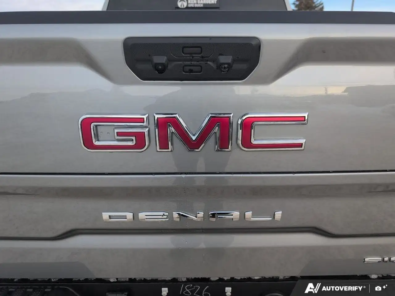 GMC Sierra 1500 photo GMC Sierra 1500