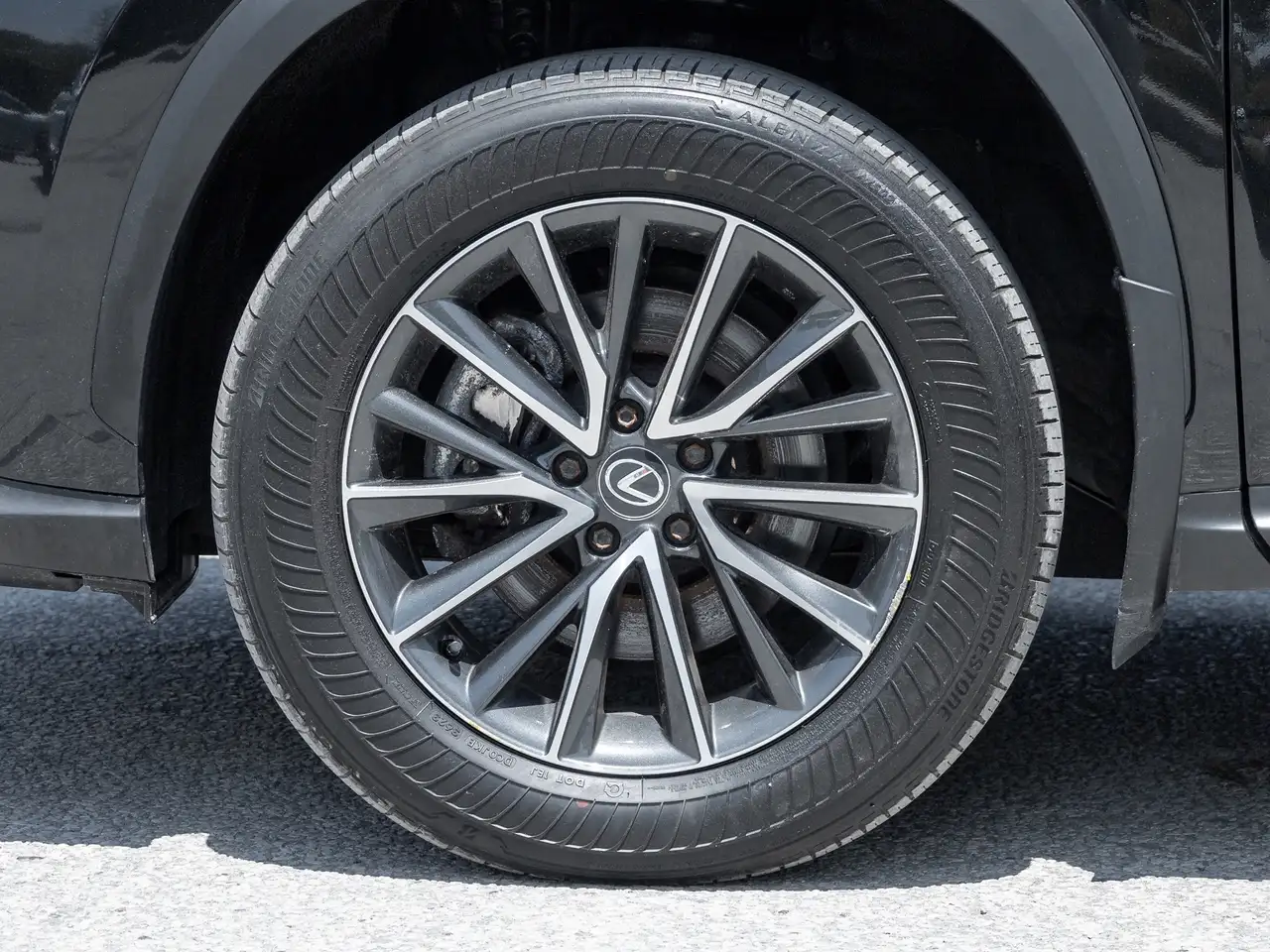 Lexus NX photo Lexus NX