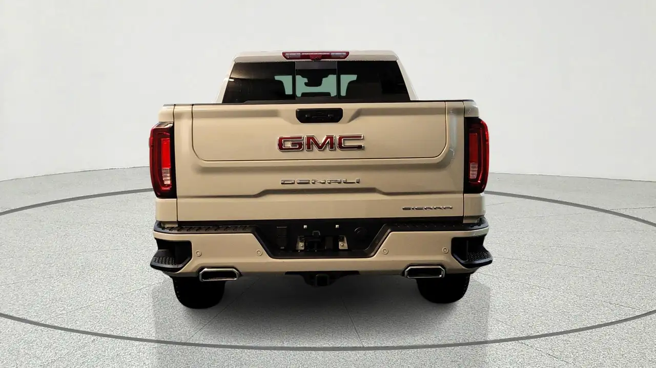GMC Sierra 1500 photo GMC Sierra 1500