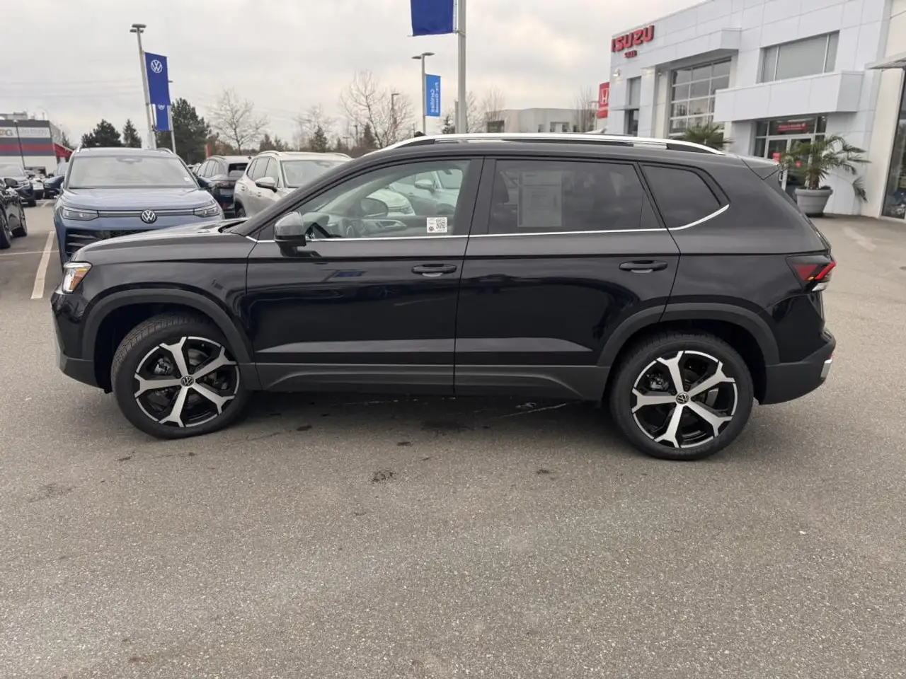 Volkswagen Taos photo Volkswagen Taos