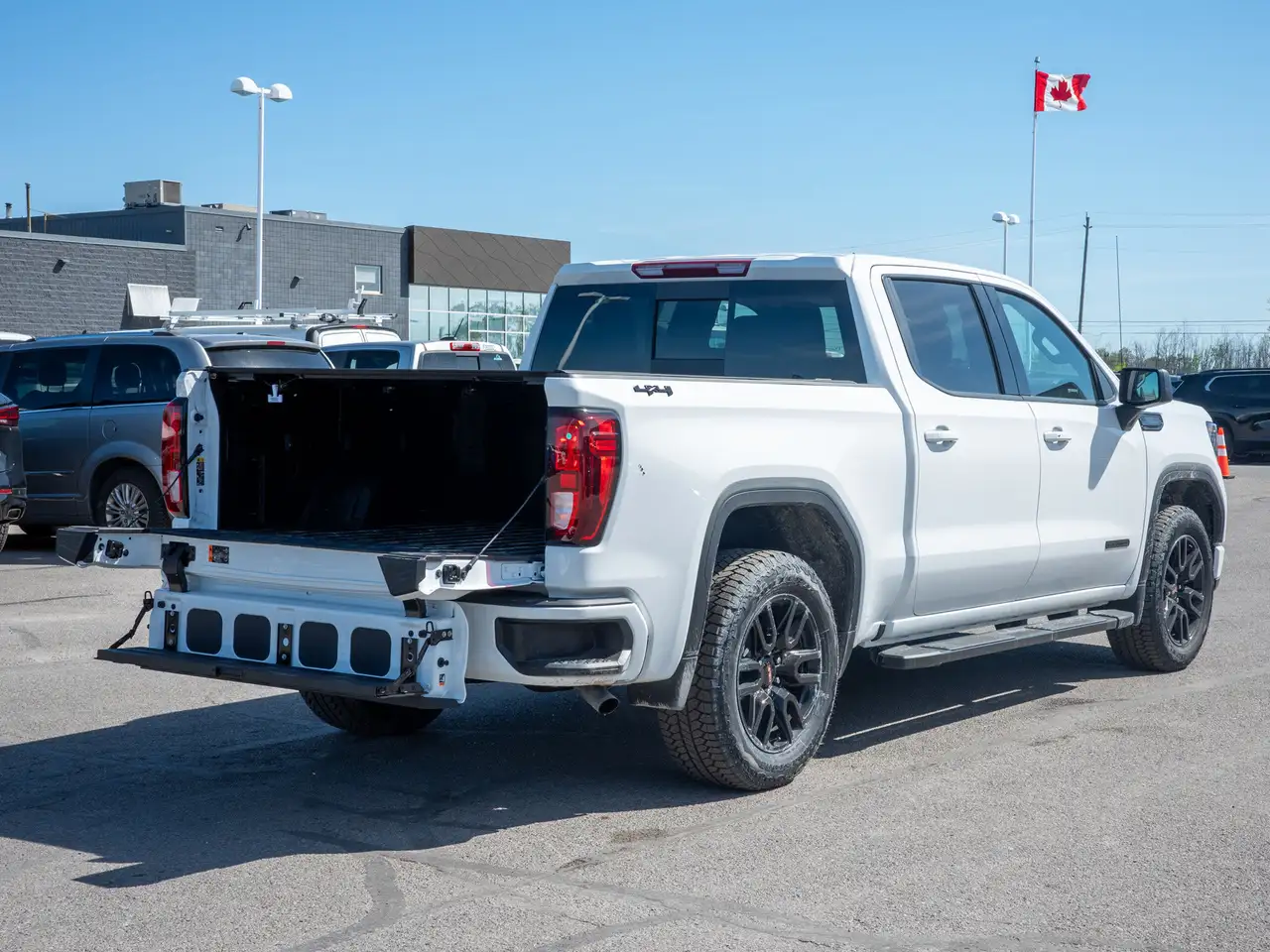 GMC Sierra 1500 photo GMC Sierra 1500