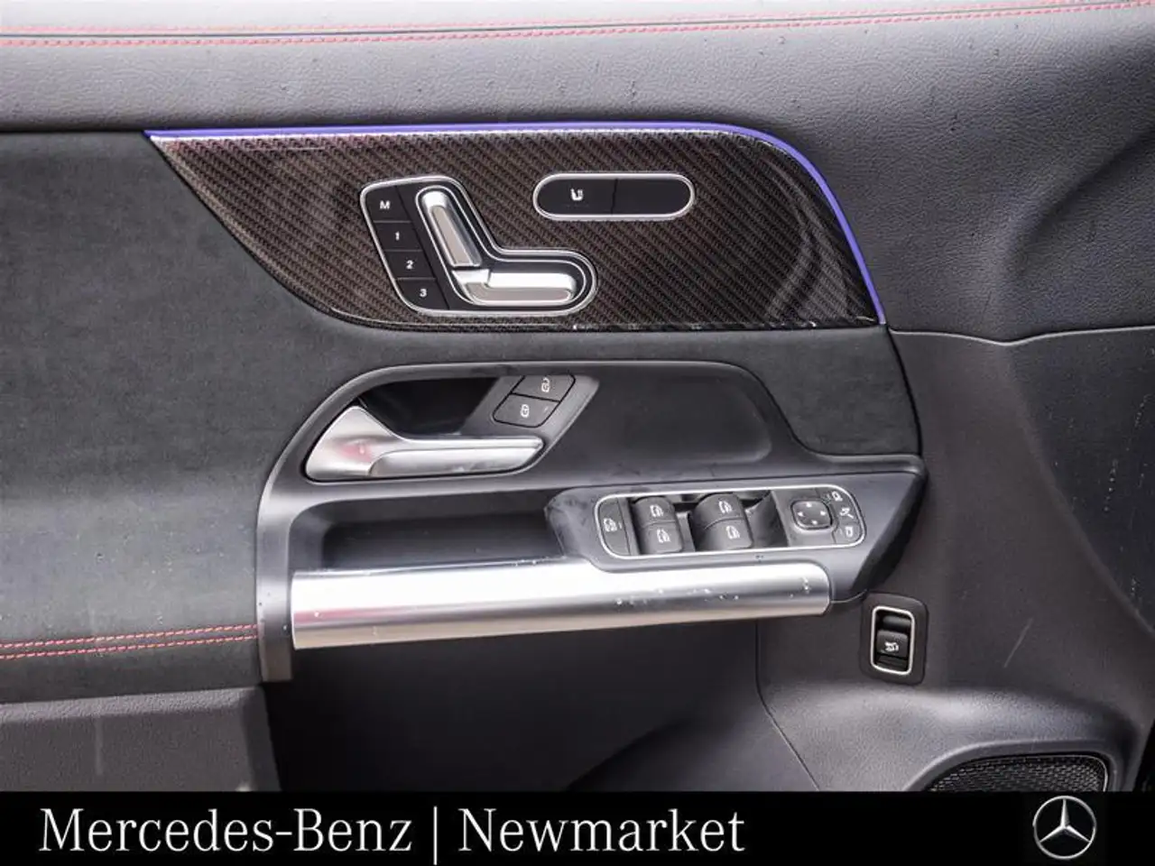 Mercedes-Benz GLA снимка Mercedes-Benz GLA