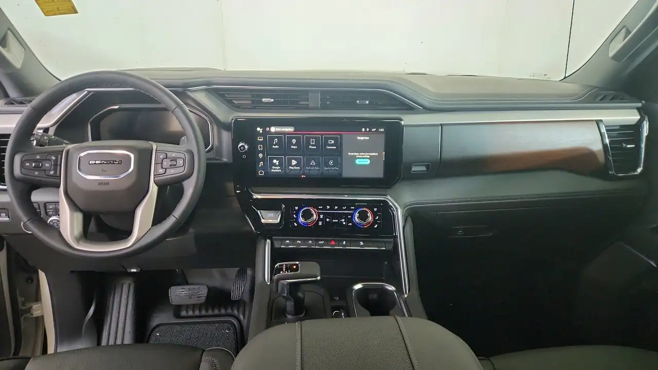GMC Sierra 1500 photo GMC Sierra 1500