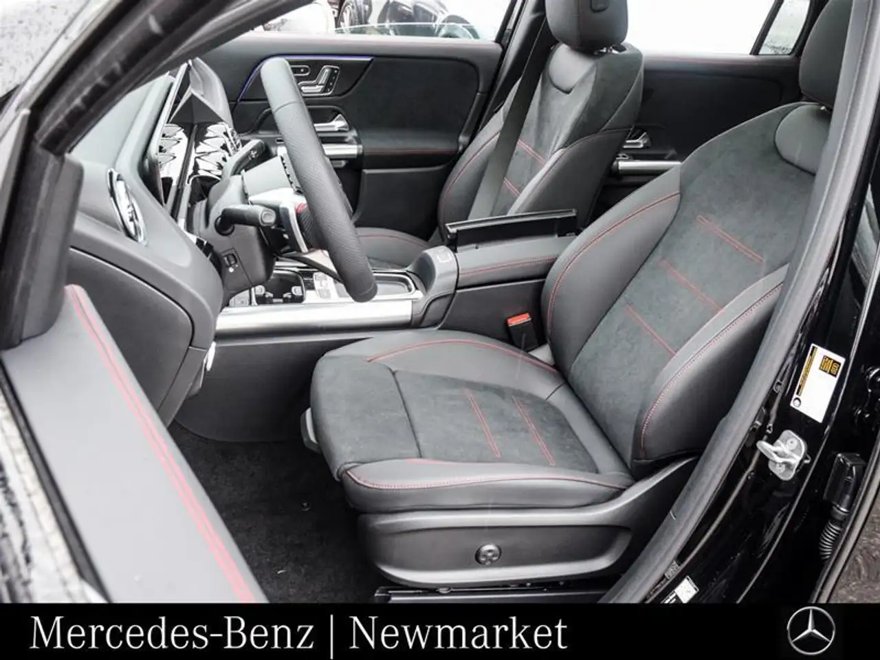 Mercedes-Benz GLA снимка Mercedes-Benz GLA