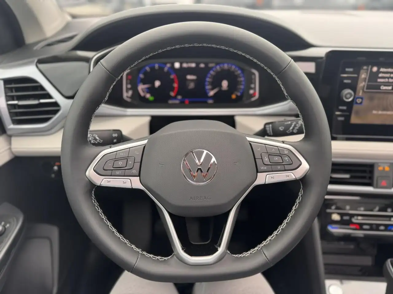 Volkswagen Taos photo Volkswagen Taos
