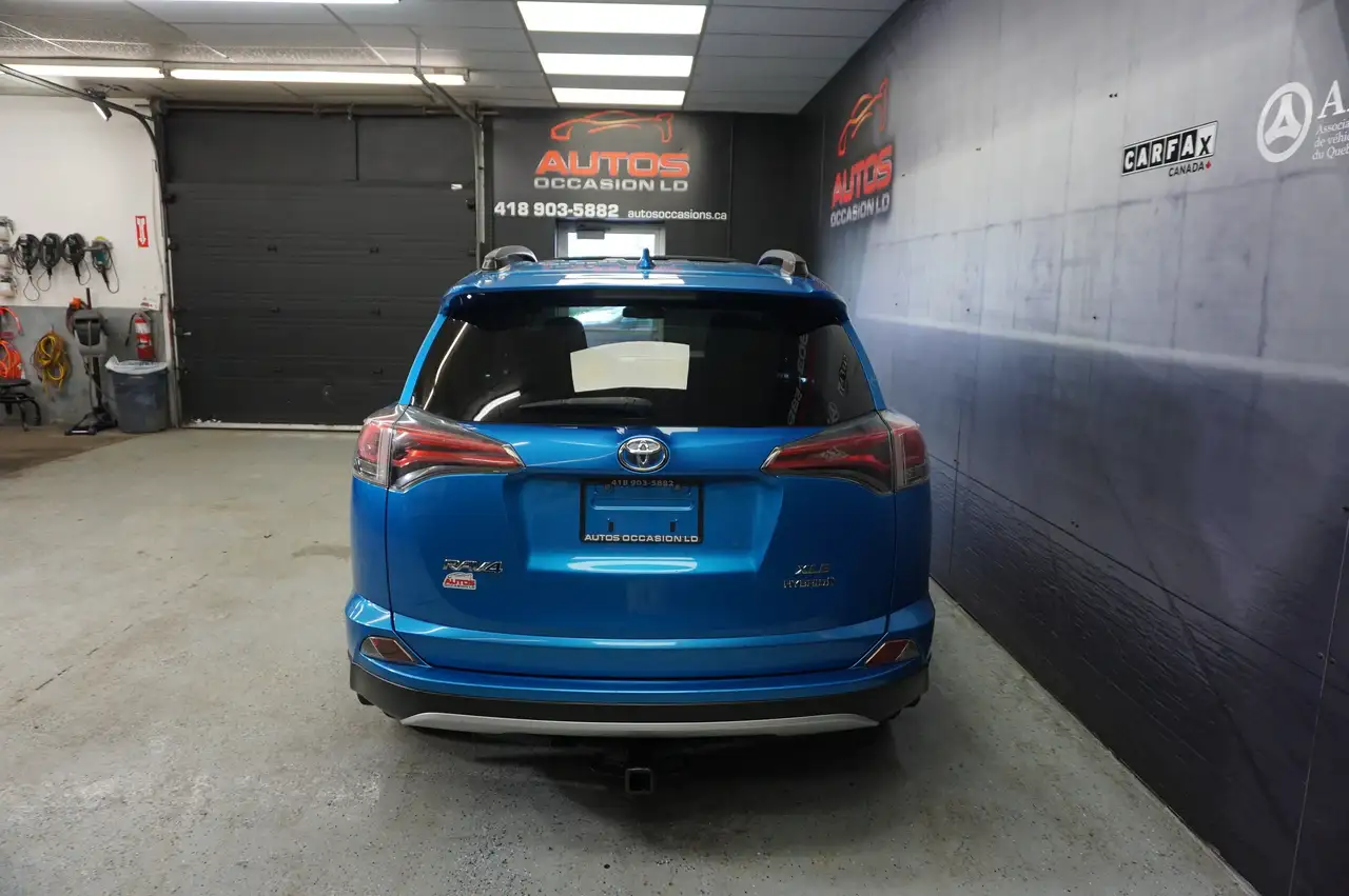 Toyota RAV 4 снимка Toyota RAV 4