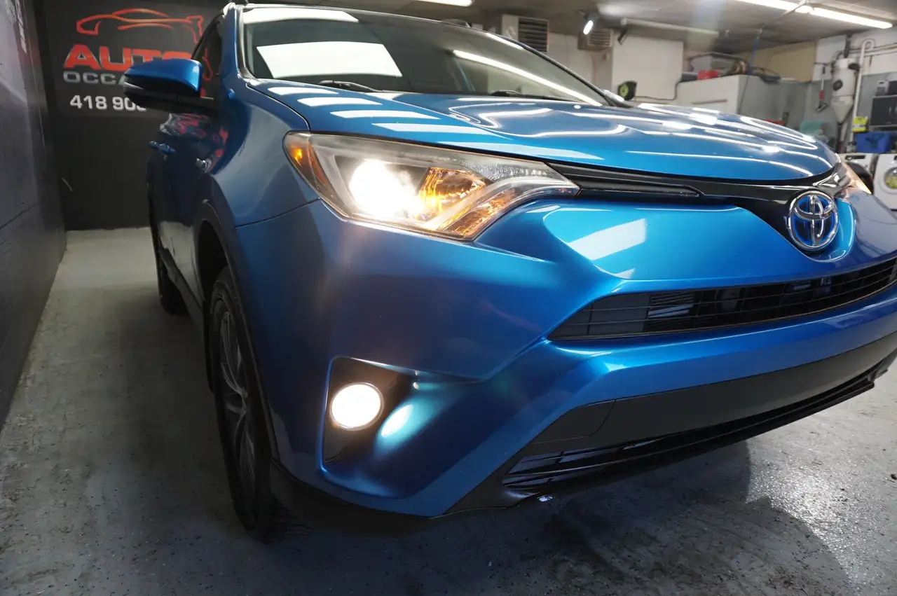 Toyota RAV 4 снимка Toyota RAV 4