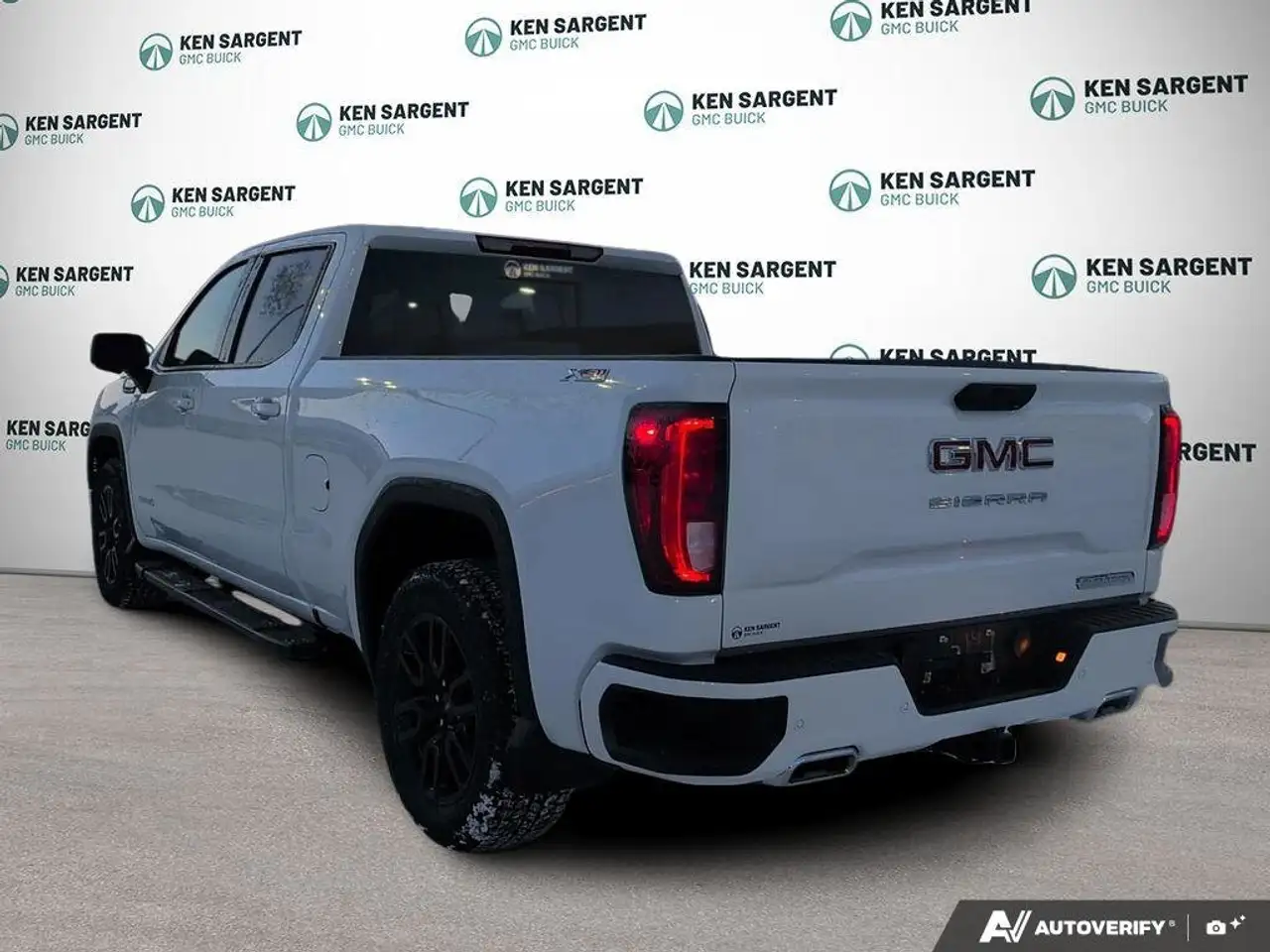 GMC Sierra 1500 снимка GMC Sierra 1500