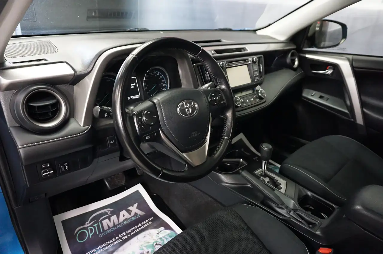Toyota RAV 4 снимка Toyota RAV 4