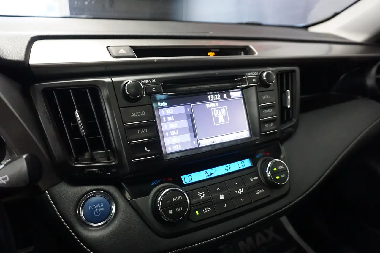 Toyota RAV 4 снимка Toyota RAV 4