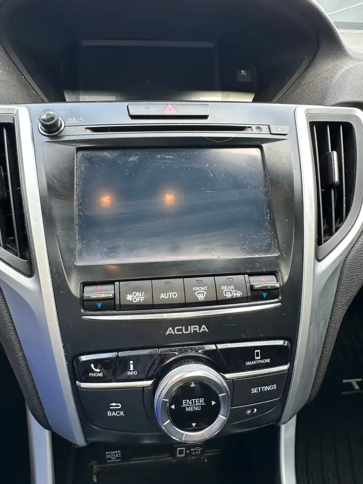 Acura TLX снимка Acura TLX