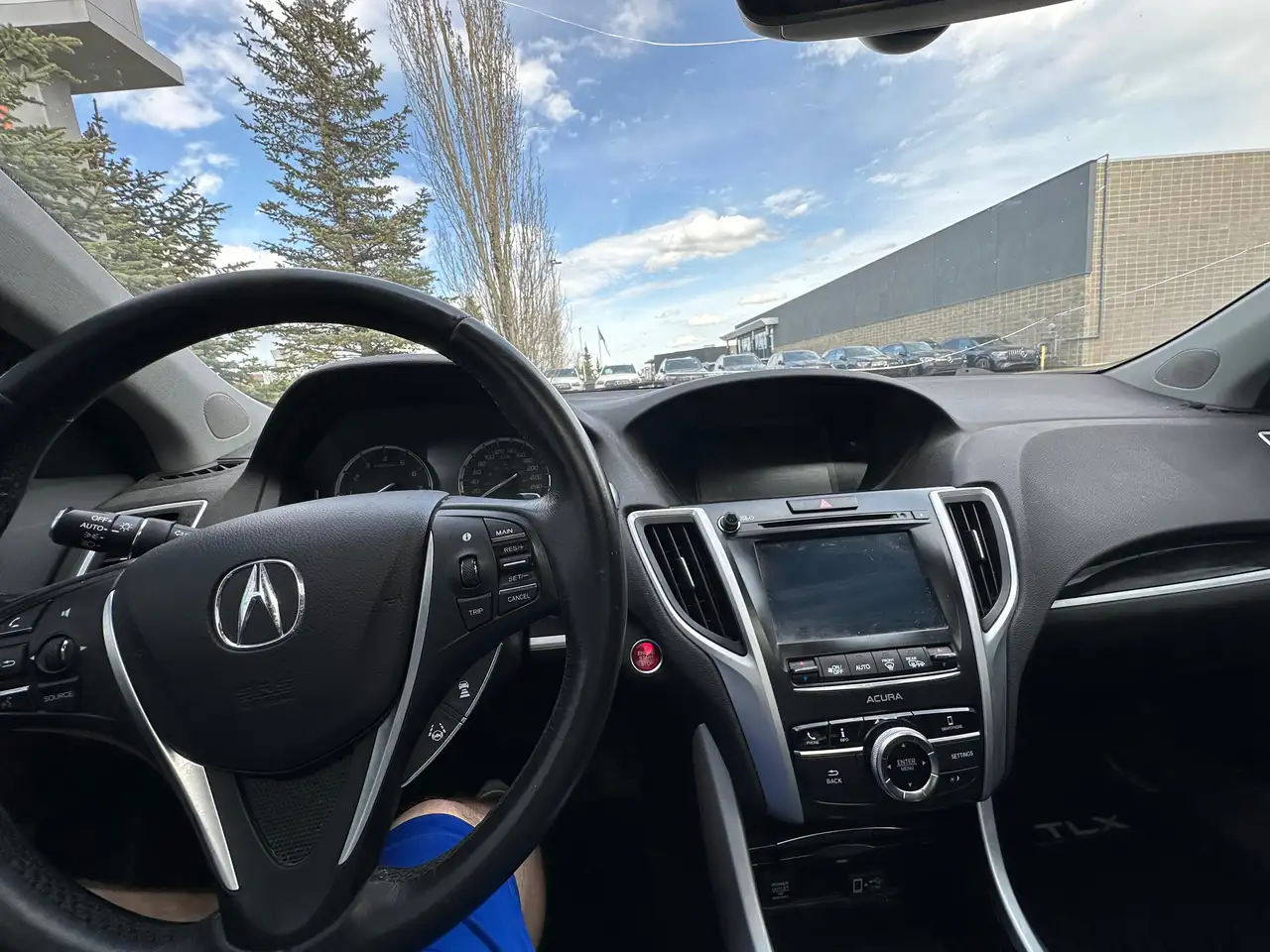 Acura TLX снимка Acura TLX