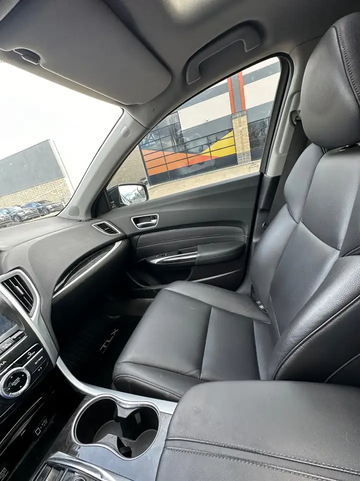 Acura TLX снимка Acura TLX