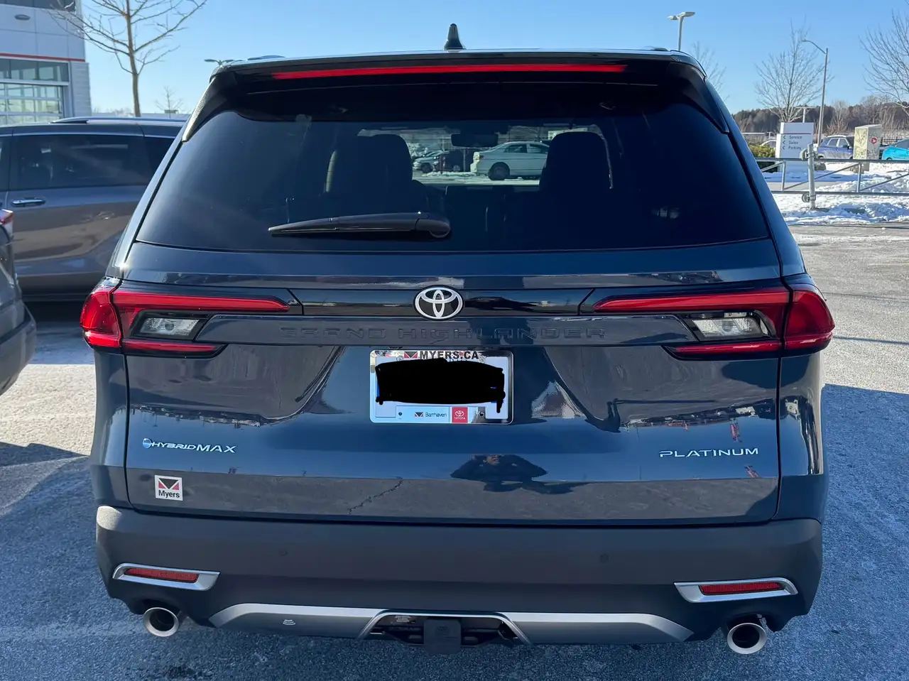 Toyota Grand Highlander снимка Toyota Grand Highlander