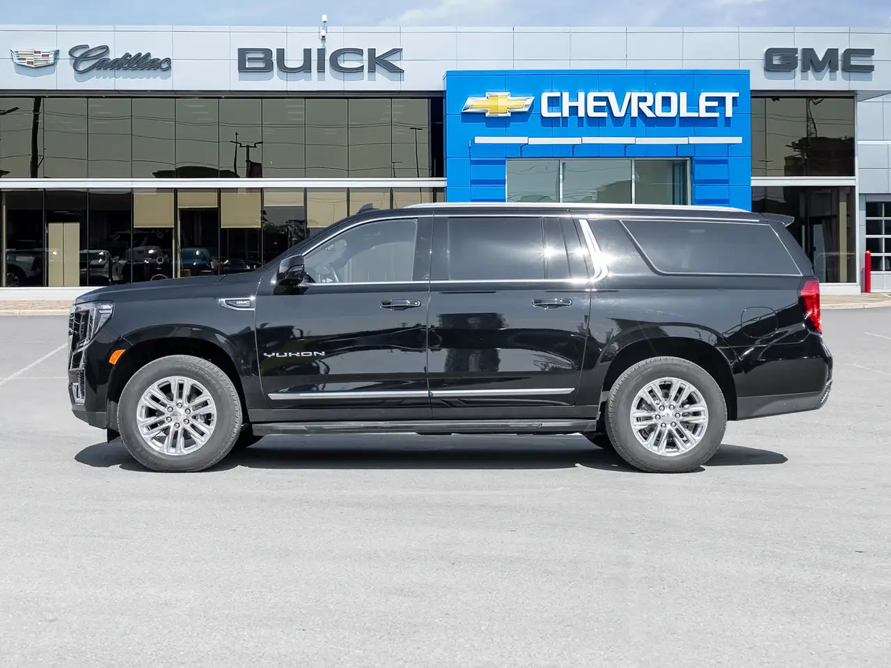 GMC Yukon photo GMC Yukon