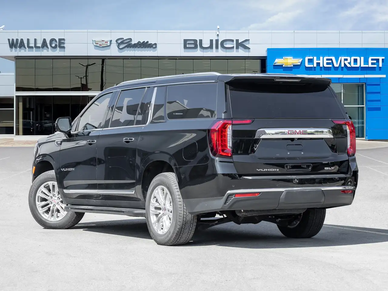 GMC Yukon photo GMC Yukon