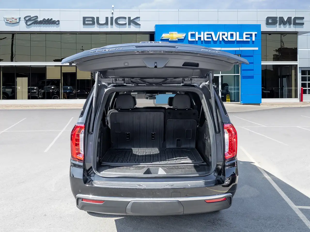 GMC Yukon photo GMC Yukon