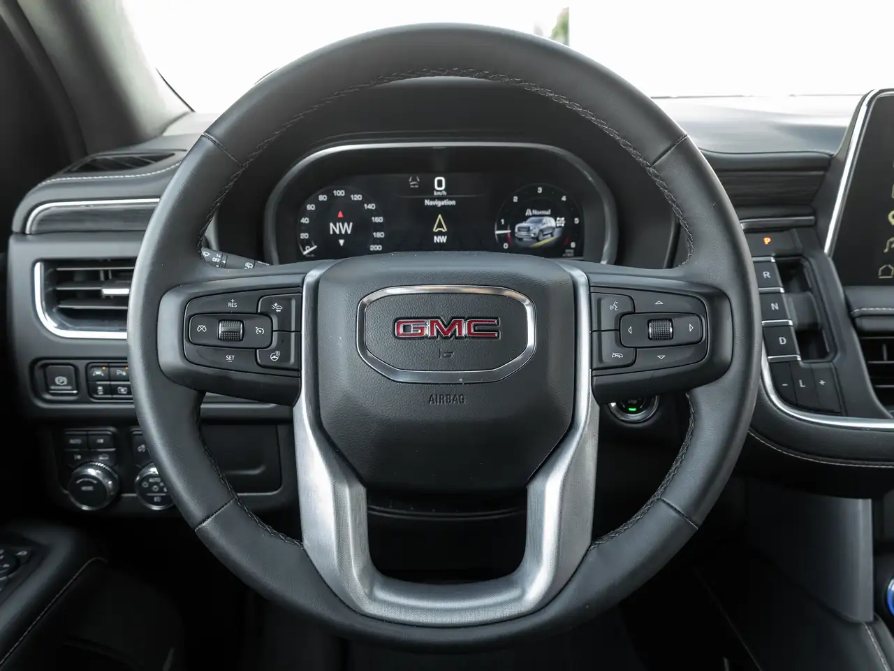 GMC Yukon photo GMC Yukon