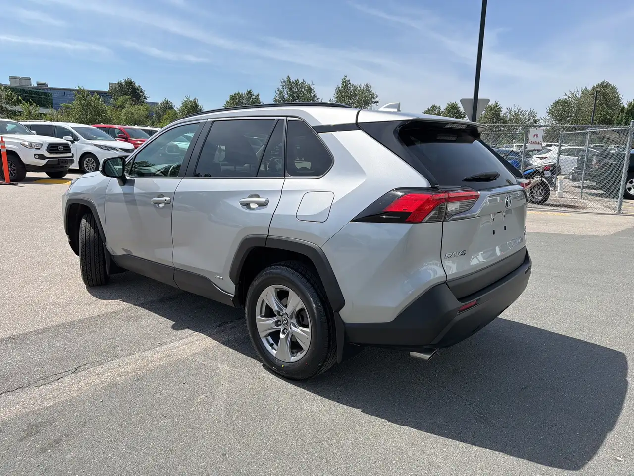 Toyota RAV 4 снимка Toyota RAV 4