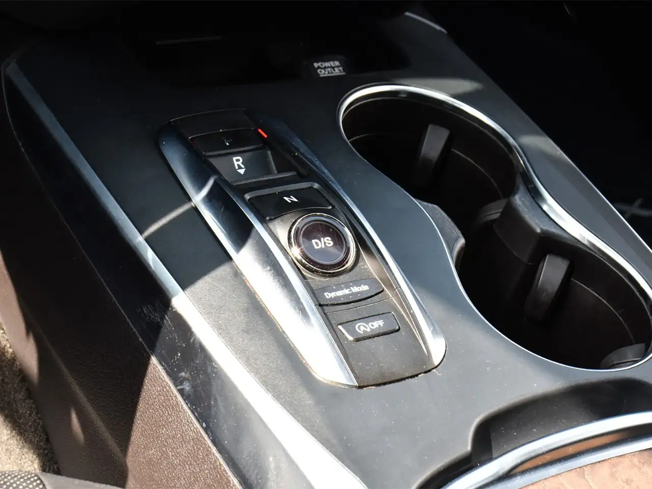Acura MDX снимка Acura MDX