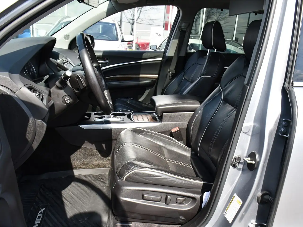 Acura MDX снимка Acura MDX