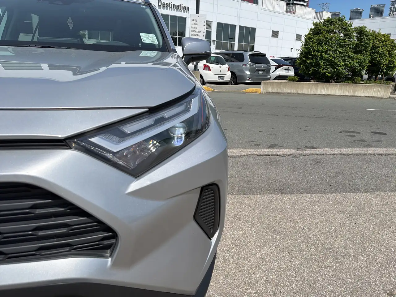 Toyota RAV 4 снимка Toyota RAV 4